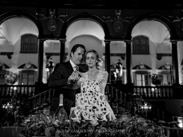 John and Francesca&apos;s Wedding in Lucca, Italy 38