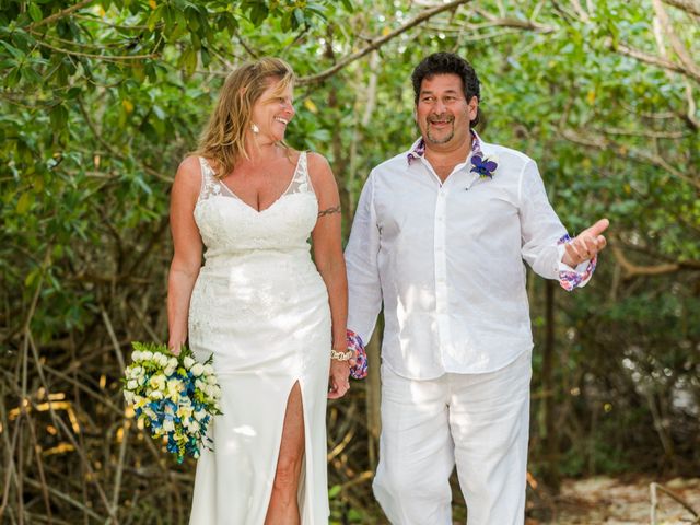 Frank and Michele&apos;s Wedding in Oranjestad, Aruba 12