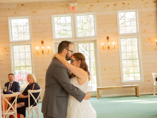 Keith and Kelsey&apos;s Wedding in Altamont, New York 5