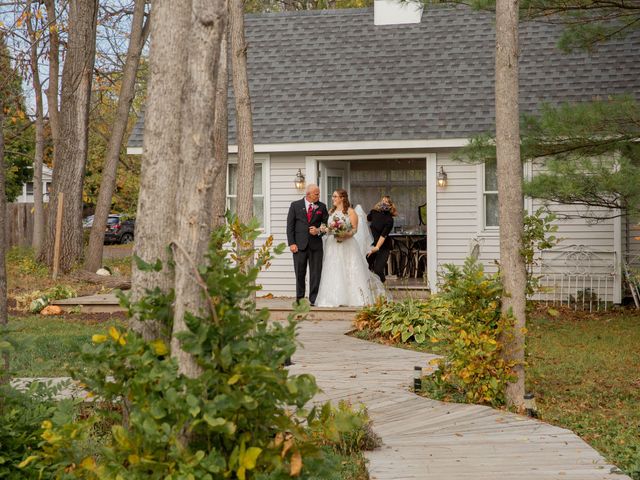 Keith and Kelsey&apos;s Wedding in Altamont, New York 48