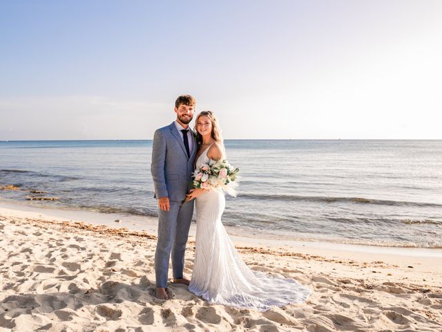 Garret and Lydia&apos;s Wedding in Playa del Carmen, Mexico 46