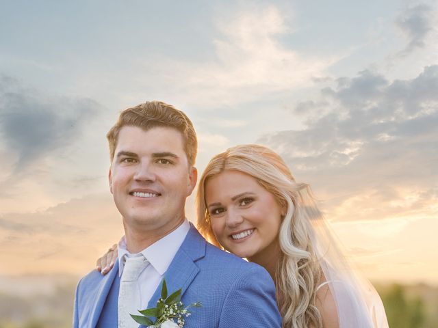 Max and Emily's Wedding in Cincinnati, Ohio 4