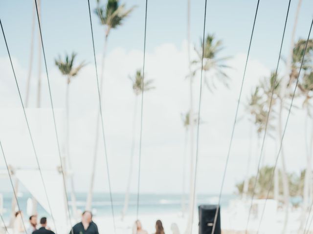 Taylor and Mallorie&apos;s Wedding in Punta Cana, Dominican Republic 36
