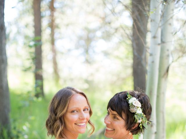 Jen and Kirstin&apos;s Wedding in Bend, Oregon 30