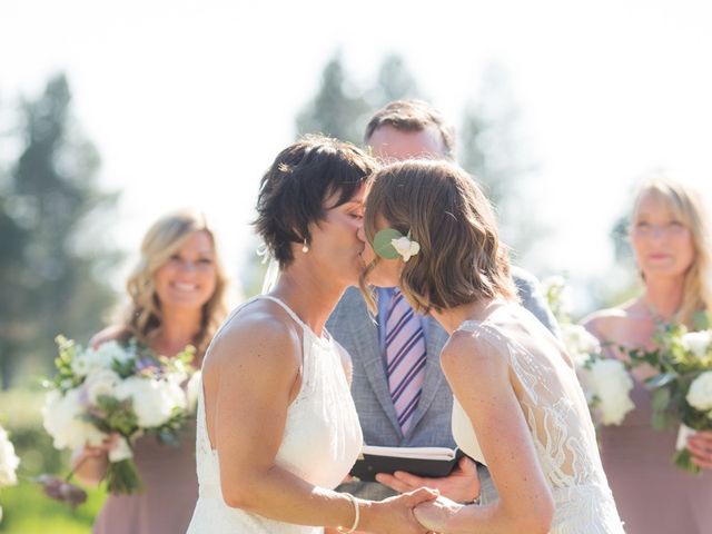 Jen and Kirstin&apos;s Wedding in Bend, Oregon 67
