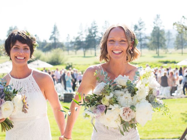 Jen and Kirstin&apos;s Wedding in Bend, Oregon 73