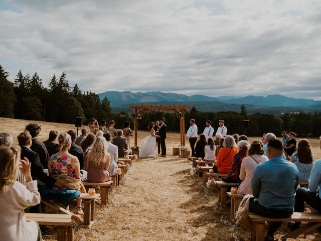 Austin and Emily&apos;s Wedding in Sheridan, Oregon 20
