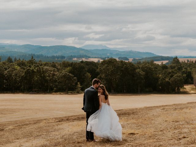 Austin and Emily&apos;s Wedding in Sheridan, Oregon 35