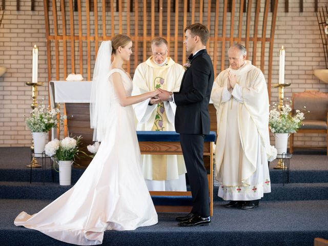 Michael and Alexandra&apos;s Wedding in Stonington, Connecticut 15