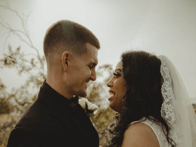 Tyler and Macodia&apos;s Wedding in Phoenix, Arizona 10