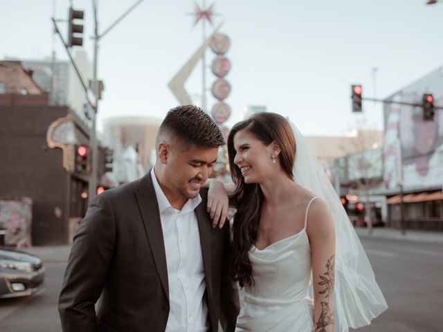 Chris and Jenn&apos;s Wedding in Las Vegas, Nevada 12
