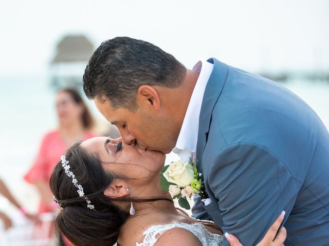 Adrian and Karina&apos;s Wedding in Cancun, Mexico 37