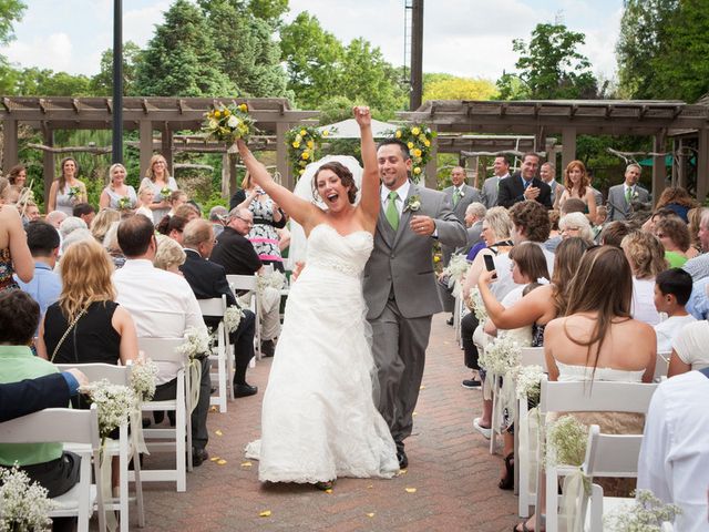 Beth and David&apos;s Wedding in Omaha, Nebraska 10