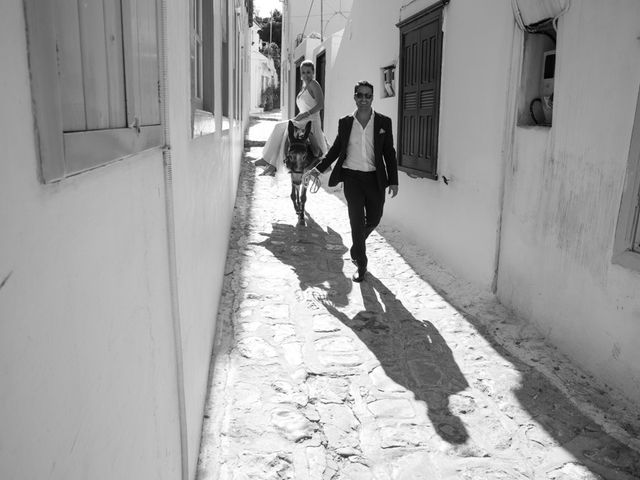 Paul and Colleen&apos;s Wedding in Santorini, Greece 7