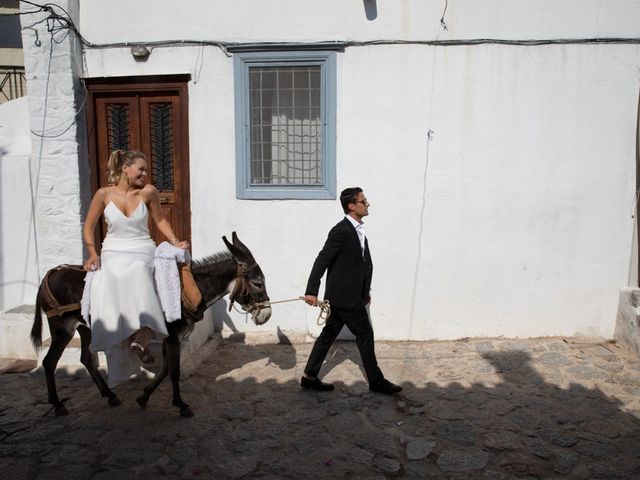 Paul and Colleen&apos;s Wedding in Santorini, Greece 9