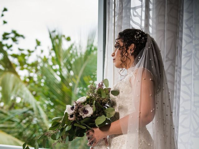 Gustavo and Joanely&apos;s Wedding in San Juan, Puerto Rico 18