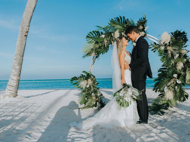 Jonathan and Erin&apos;s Wedding in Punta Cana, Dominican Republic 35