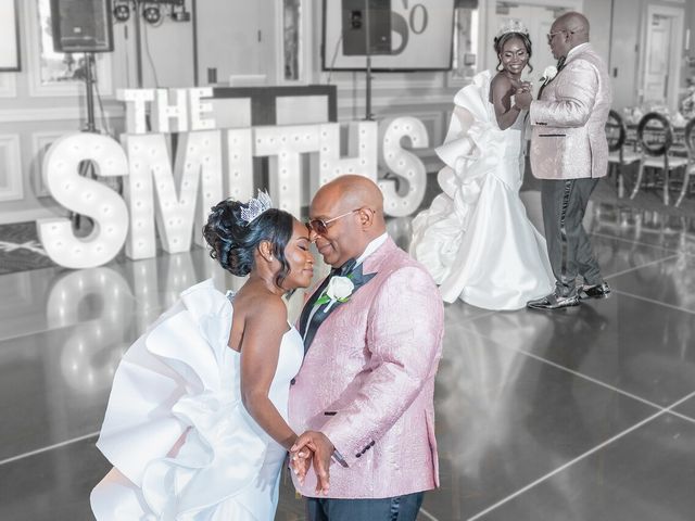 Orlando and Eshell's Wedding in Orlando, Florida 11