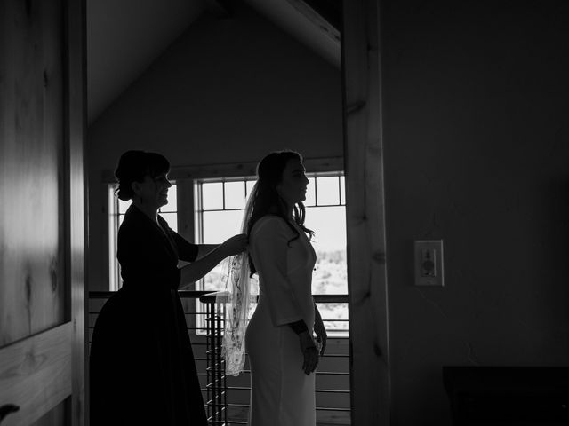 Marley and Hannah&apos;s Wedding in Powell Butte, Oregon 30