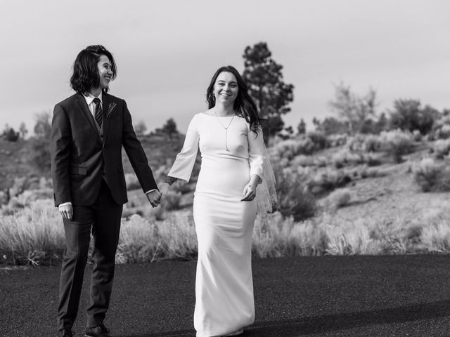 Marley and Hannah&apos;s Wedding in Powell Butte, Oregon 46