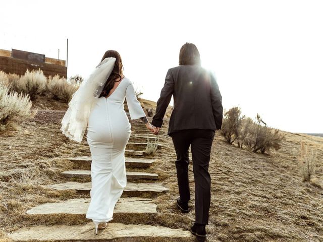 Marley and Hannah&apos;s Wedding in Powell Butte, Oregon 53