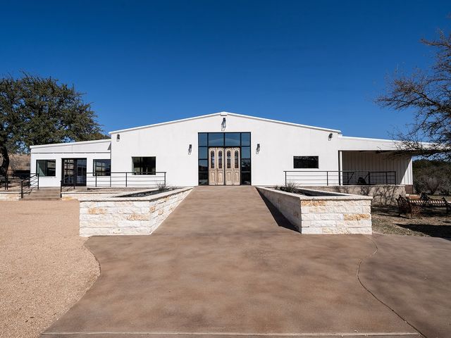 Nathan and Brittany's Wedding in Spicewood, Texas 22
