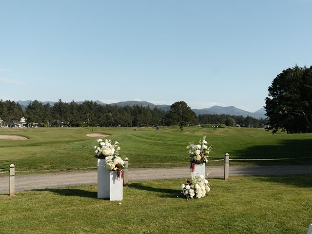 Patrick and Hayley's Wedding in Seaside, Oregon 12