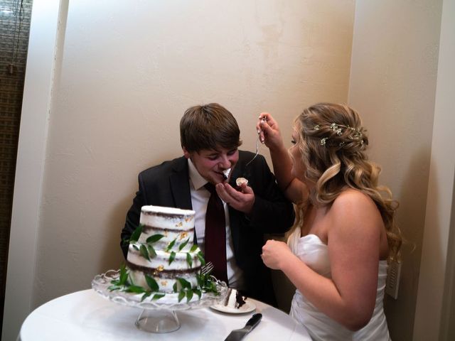 Kale and Emma&apos;s Wedding in Sioux Falls, South Dakota 3