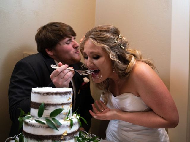Kale and Emma&apos;s Wedding in Sioux Falls, South Dakota 4