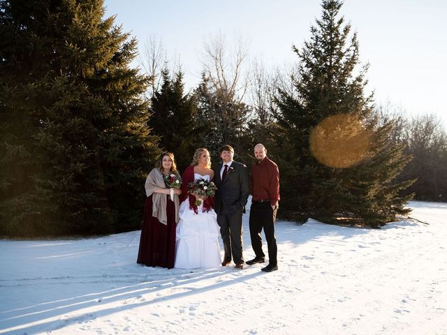 Kale and Emma&apos;s Wedding in Sioux Falls, South Dakota 40