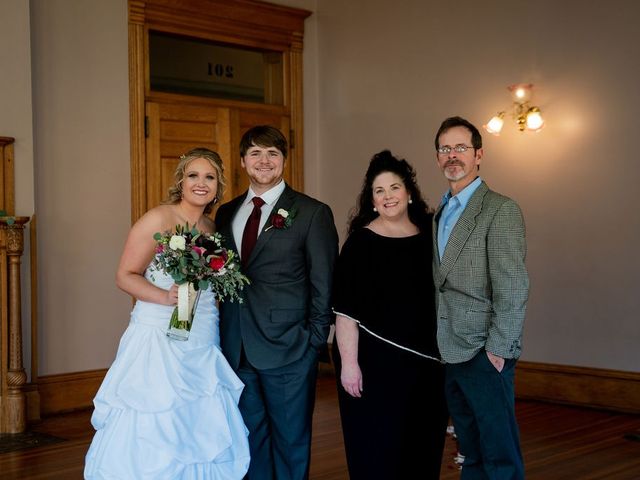 Kale and Emma&apos;s Wedding in Sioux Falls, South Dakota 45