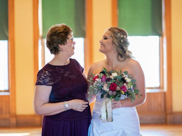 Kale and Emma&apos;s Wedding in Sioux Falls, South Dakota 52