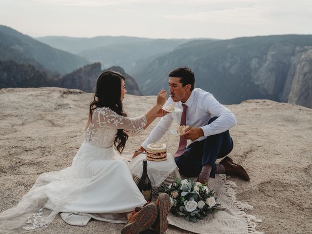 Chris and Margaret's Wedding in Yosemite National Park, California 13