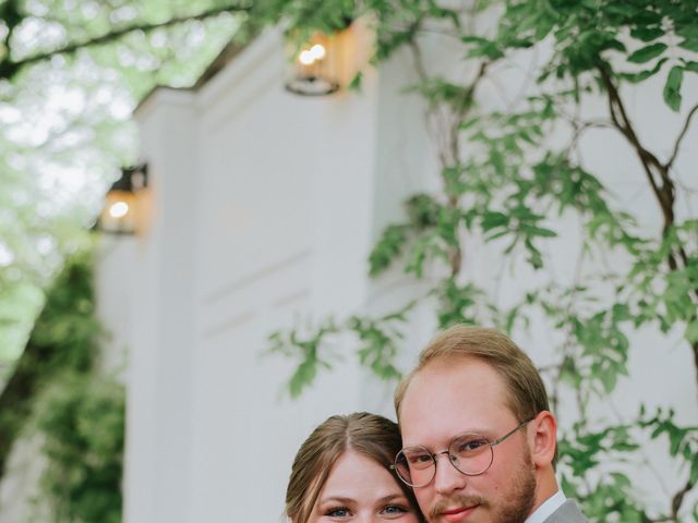 Jacob and Sierra&apos;s Wedding in Broken Arrow, Oklahoma 35