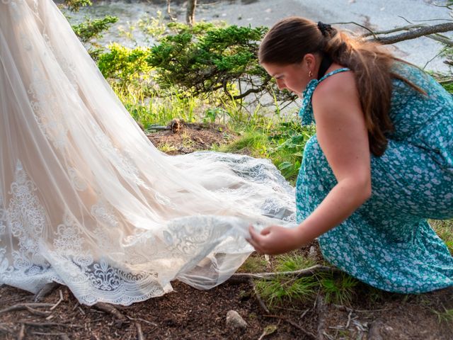 Anthony and Amber&apos;s Wedding in Bar Harbor, Maine 4