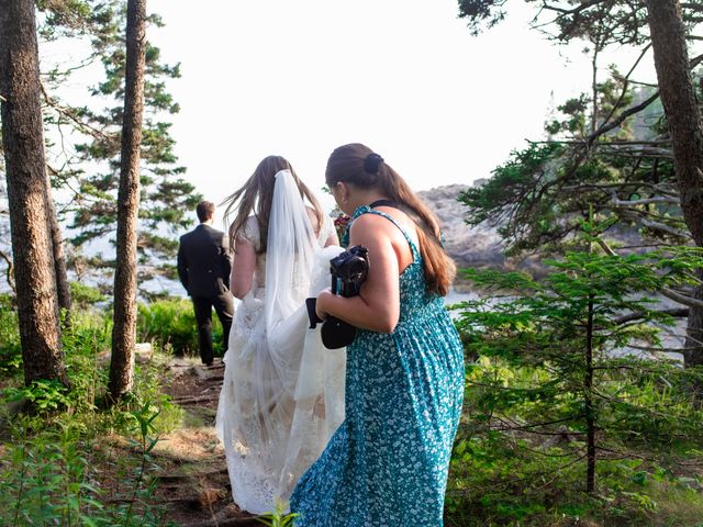 Anthony and Amber&apos;s Wedding in Bar Harbor, Maine 11