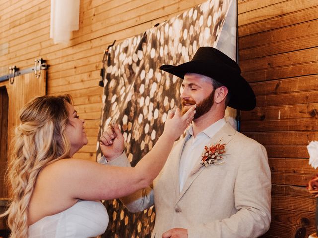 Isaiah and Chelsie's Wedding in Dover, Pennsylvania 11
