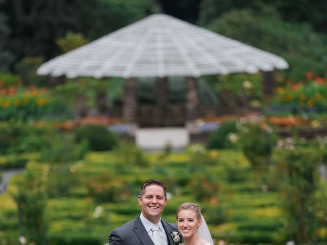 Chris and Lyndsey&apos;s Wedding in Freehold, New Jersey 31
