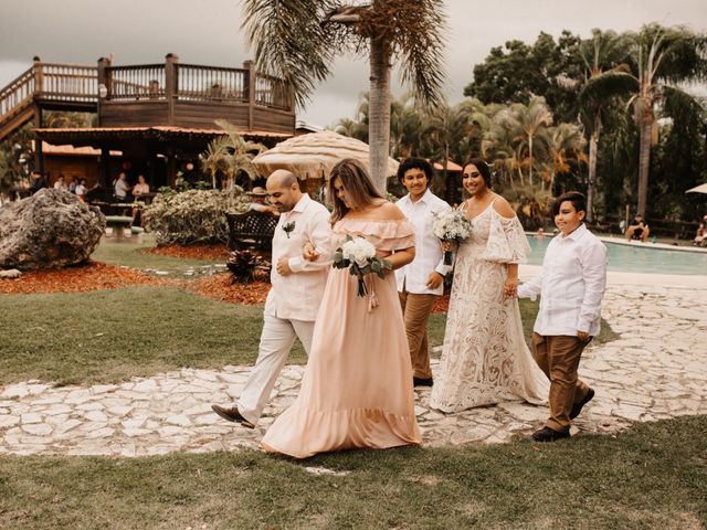Omar and Itsa&apos;s Wedding in San Sebastian, Puerto Rico 34