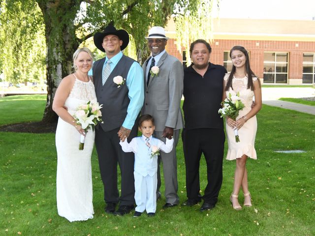 Brenda and Chris&apos;s Wedding in Coeur D Alene, Idaho 7