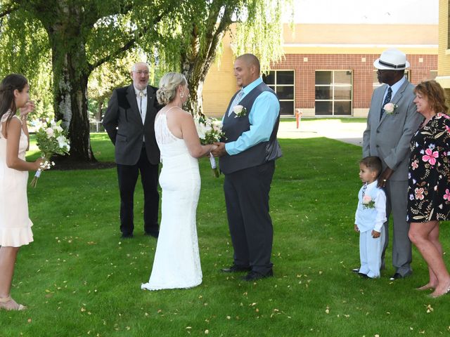 Brenda and Chris&apos;s Wedding in Coeur D Alene, Idaho 11