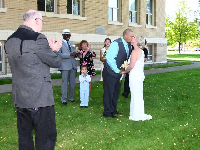 Brenda and Chris&apos;s Wedding in Coeur D Alene, Idaho 12