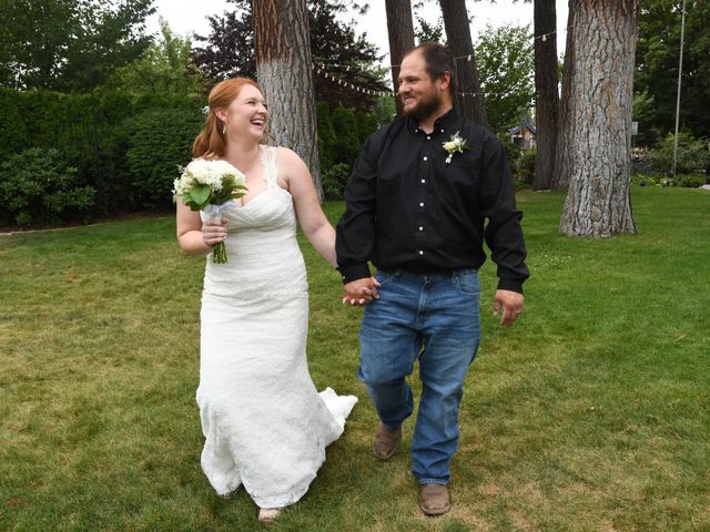 Nathan and Nicole&apos;s Wedding in Coeur D Alene, Idaho 3