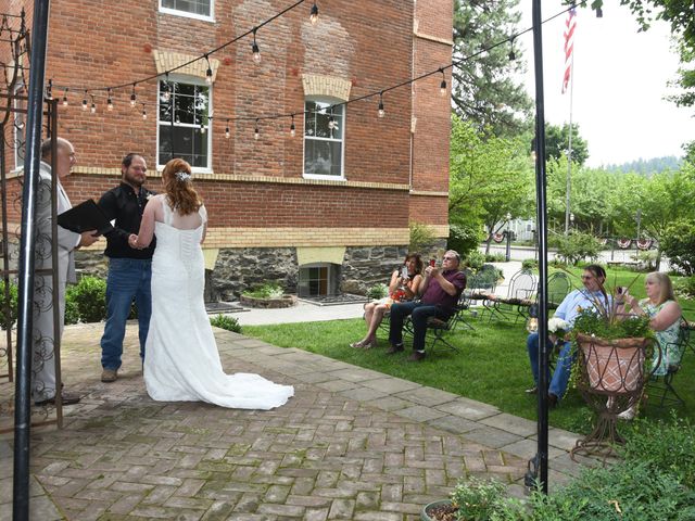 Nathan and Nicole&apos;s Wedding in Coeur D Alene, Idaho 9