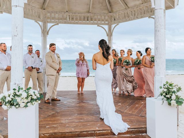 Mirzet and Majda&apos;s Wedding in Cancun, Mexico 22