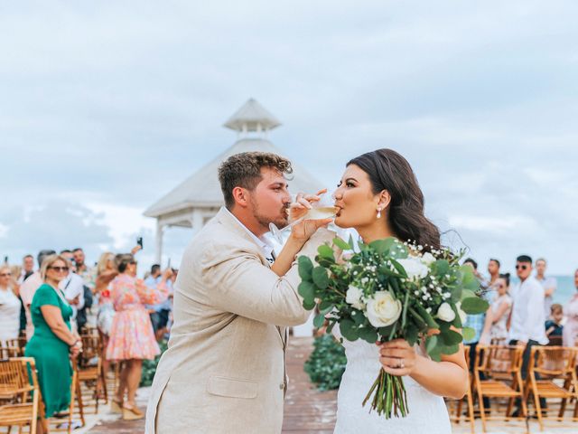 Mirzet and Majda&apos;s Wedding in Cancun, Mexico 41