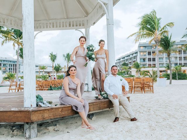 Mirzet and Majda&apos;s Wedding in Cancun, Mexico 52