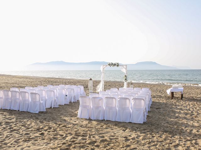 Robert and Laila&apos;s Wedding in Crete, Greece 16