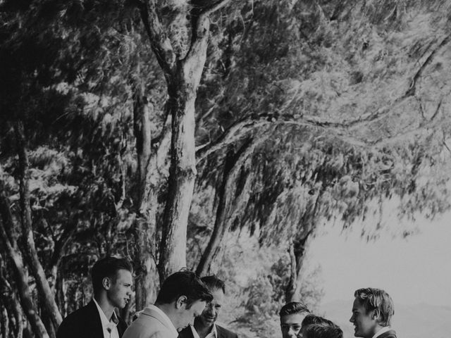 Brady and Taylor&apos;s Wedding in Honolulu, Hawaii 45