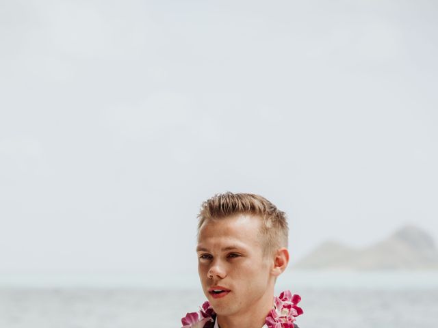 Brady and Taylor&apos;s Wedding in Honolulu, Hawaii 65